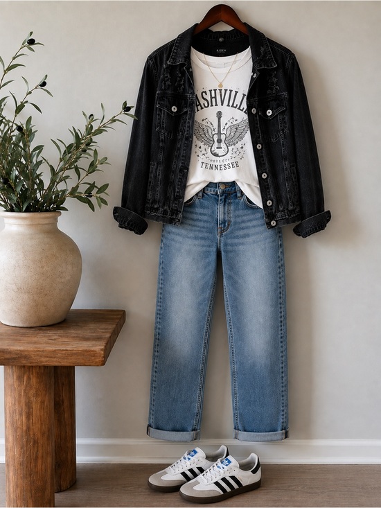 Risen Jeans Jackets & Blazers - RISEN | Black Distressed Denim Trucker Jacket | Size Medium